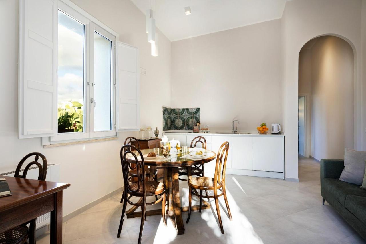 Villa Angelina - Charming Rooms & Apartments Trapani Exterior foto
